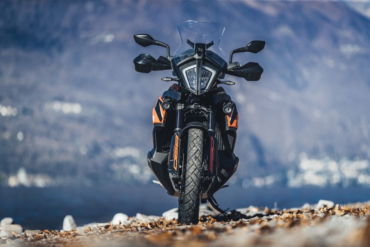 KTM 890 Adventure: crossover senza limiti